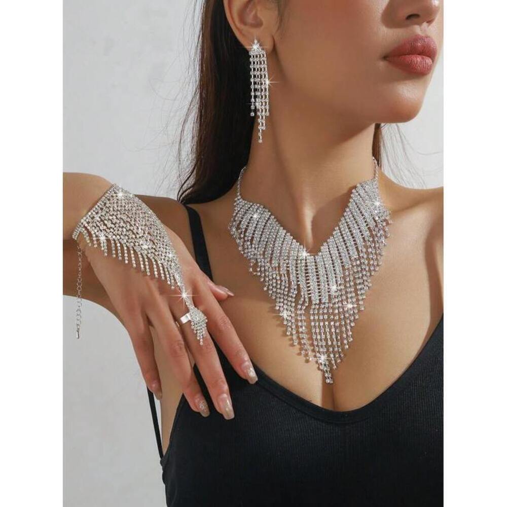 Crystal Inlaid Necklace, Earrings And Bracelet Set, Versatile For Gift